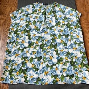 American Apparel floral top size XS/S